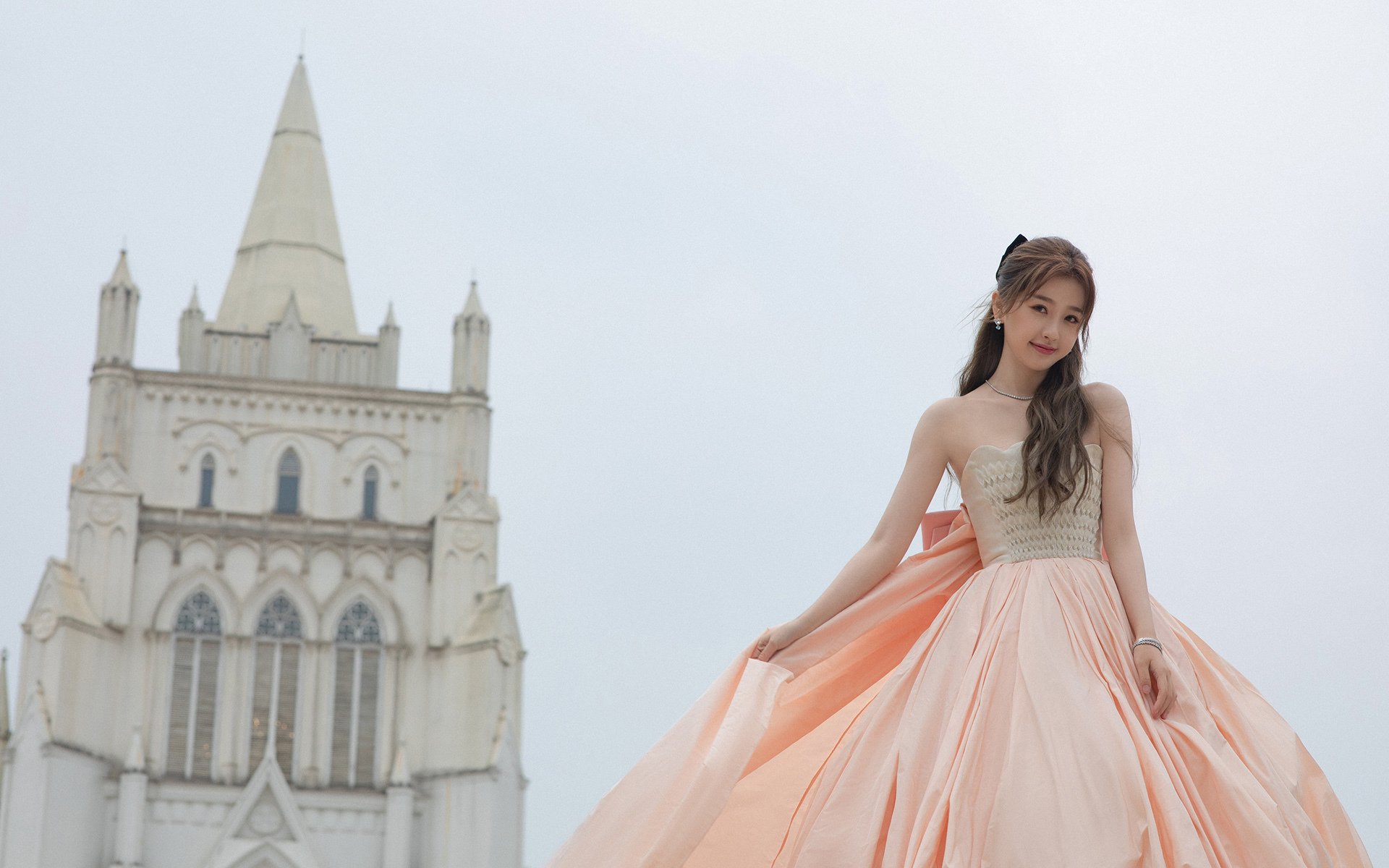 新兴足球场馆建设热潮推动城市面貌升级,新增足球场