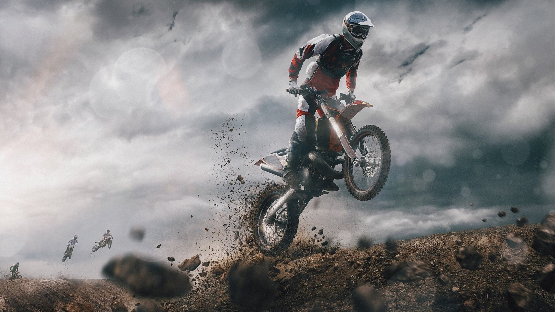 王楚钦接受挑战连胜四位高手，王楚钦精彩比赛